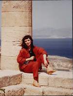 Ann Tierney (Emily Richard)